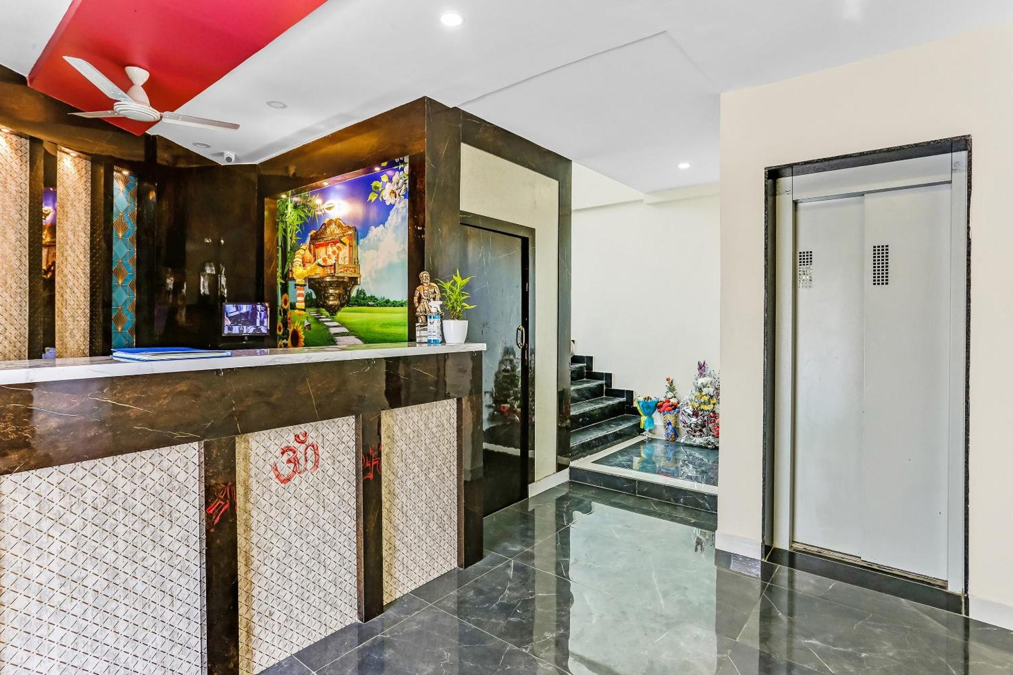 Super Capital O Geeta Palace Navi Mumbai Exterior photo