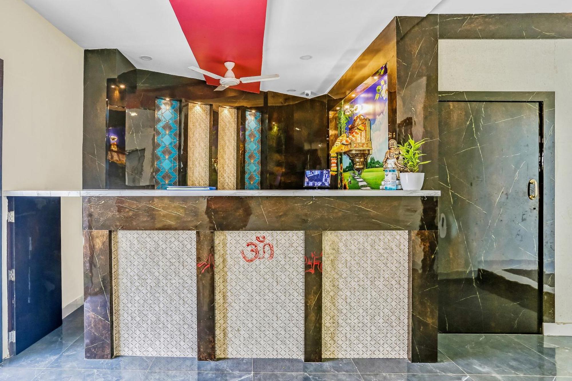 Super Capital O Geeta Palace Navi Mumbai Exterior photo