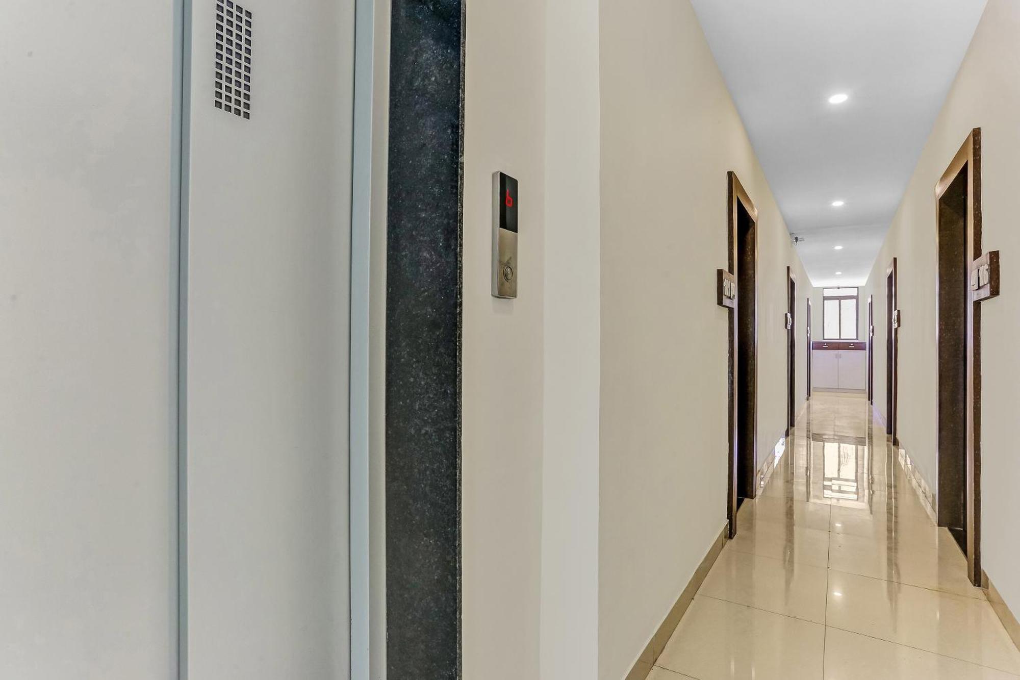 Super Capital O Geeta Palace Navi Mumbai Exterior photo